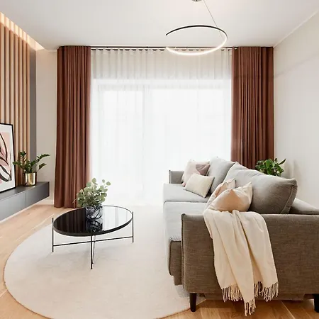 Kalaranna Plaza View * タリン